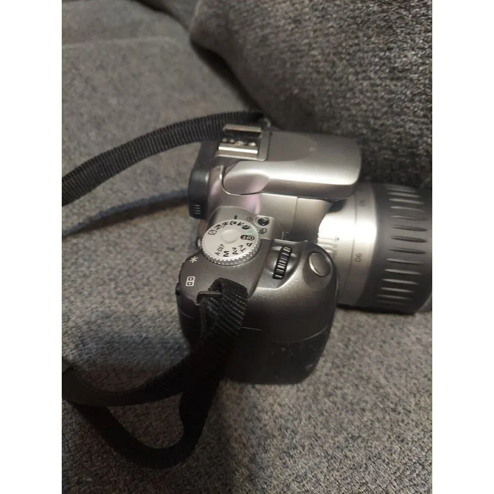 Camera CANON EOS Rebel 72 [Y115d2] Untested Not Sure If Works‎ Parts Strap